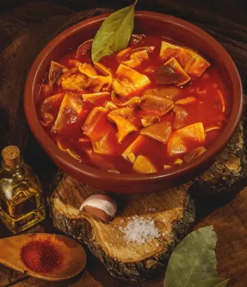 Callos de ternera cocinados Precocinados Precosan en cuenco de barro